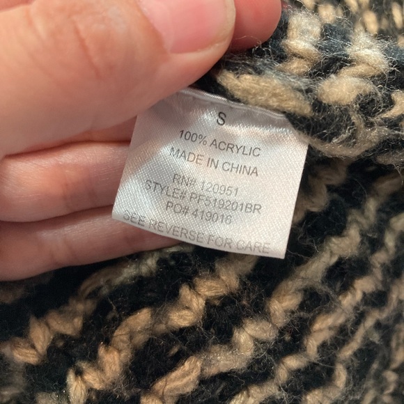 Pink Rose striped sweater - Picture 6 of 8